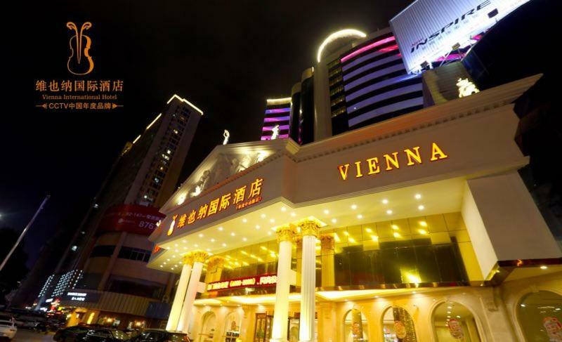 Vienna International Hotel Fenghua Zhongshan Road Bagian luar foto